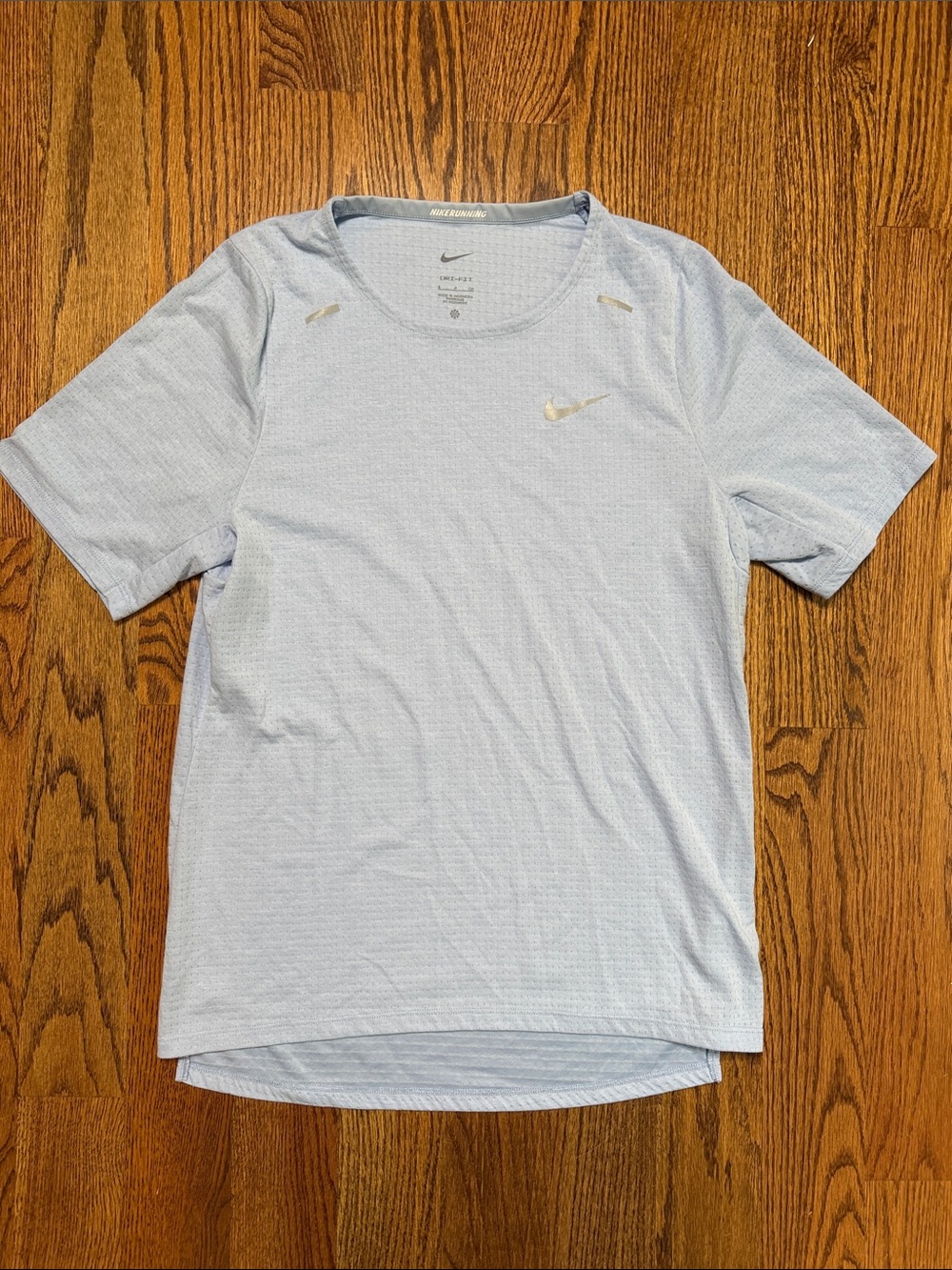 Nike Men’s Light Blue Short Sleeve Dri-FIT Tee